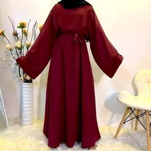 Red abaya